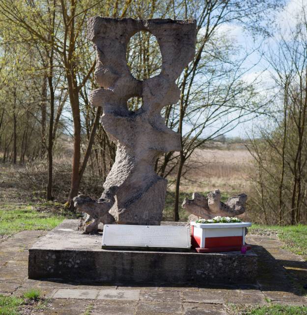 Pomnik upamiętniający saperów