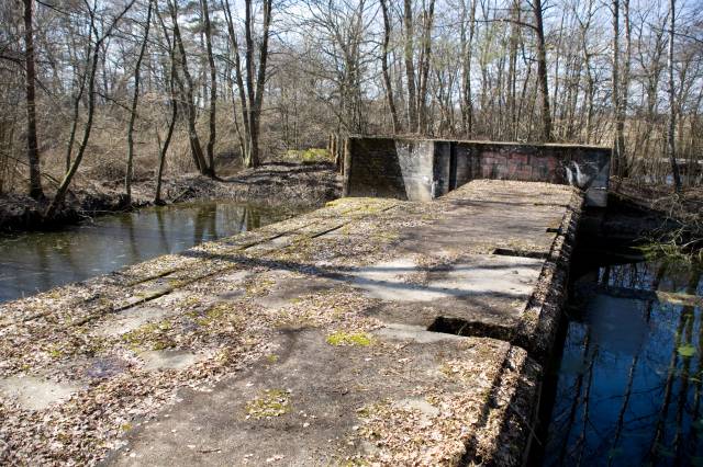 Unvollendetes Wasserkraftwerk