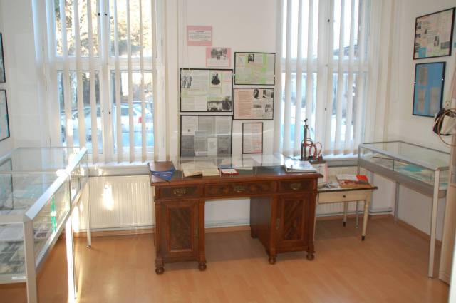 "Uns Riems"  Museum zur Wiege der Virusforschung