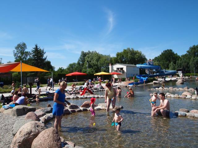 Naturalny basen przygodowy Biberburg