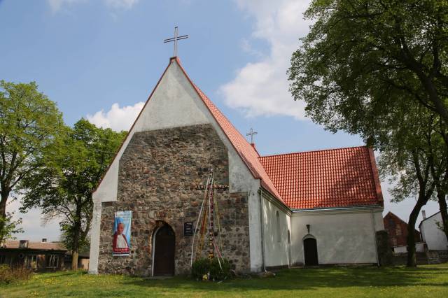 Kościół filialny pw. Świętych Apostołów Piotra i Pawła