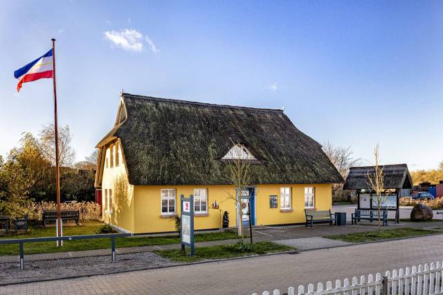 Touristinformation der Kurverwaltung Ostseebad Ahrenshoop