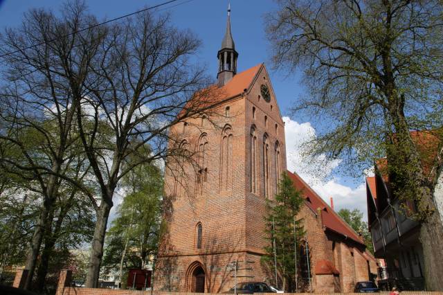 Mariä Himmelfahrt Kirche (Kościół parafialny pw. Wniebowzięcia Najświętszej Maryi Panny) 