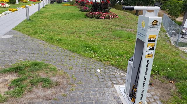 Samoobsługowa stacja naprawy rowerów