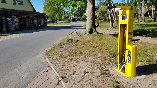 Samoobsługowa stacja naprawy rowerów