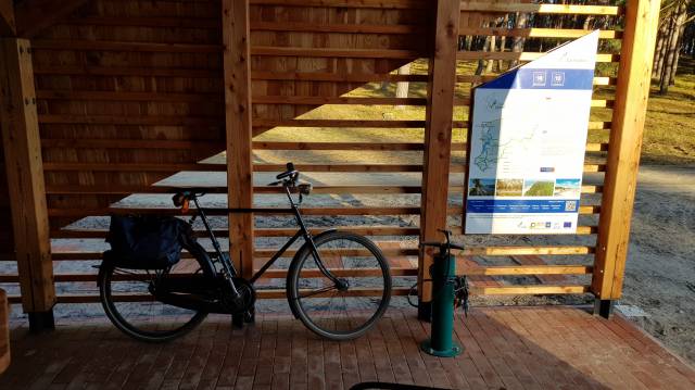 Samoobsługowa stacja naprawy rowerów