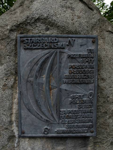 Obelisk 15. Południk