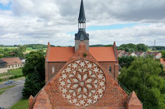 (ehemalige Zisterzienserkloster) Dawny klasztor cystersów