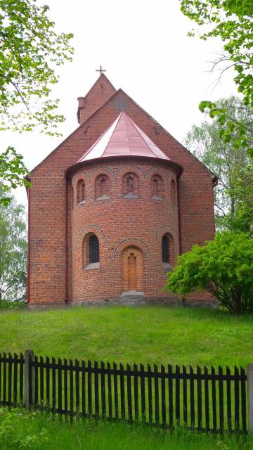 Kościół filialny pw. Narodzenia Matki Bożej