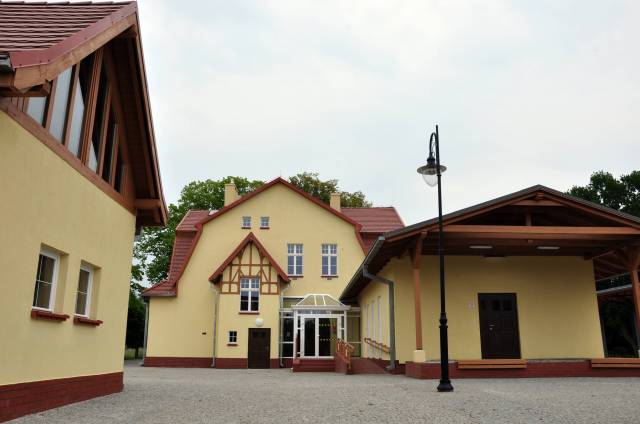 Dworzec kolei waskotorowej