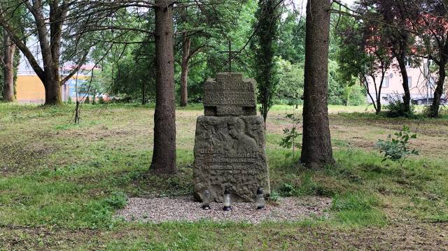 Pomnik pamięci zmarłych koszalinian