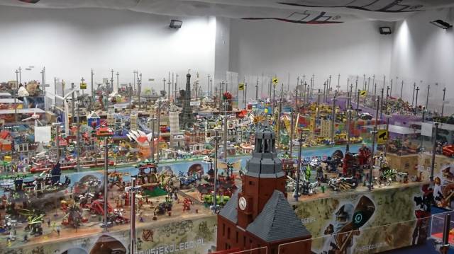 Wielka Wystawa Klocków LEGO (R) w Międzyzdrojach