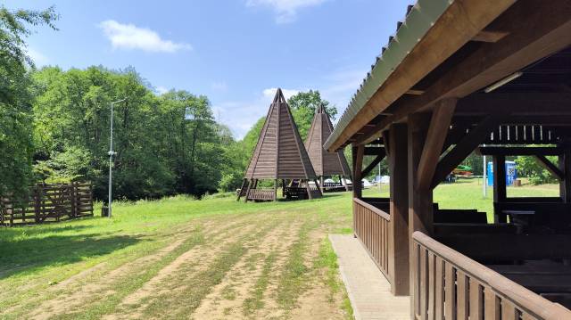 Przystań kajakowa w Niedalinie
