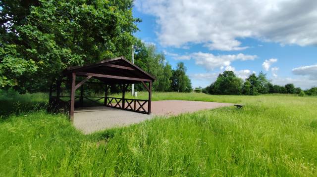 Rastplatz auf dem Spielplatz in Jankowo