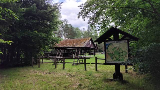 Wiaty i miejsce na ognisko w Przytoku