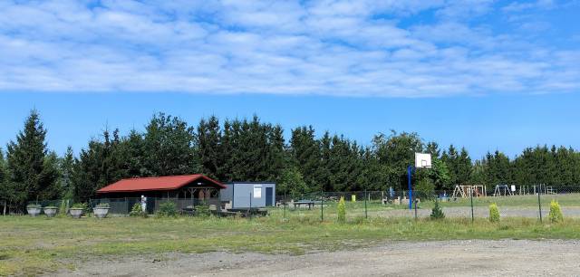 Teren rekreacyjny w Modrzewiach