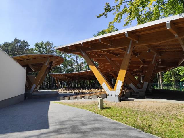 Amfiteatr w Ustroniu Morskim