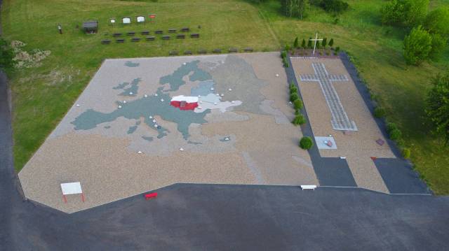 Ruhestätte auf dem Friedhof in Stare Łysogórki