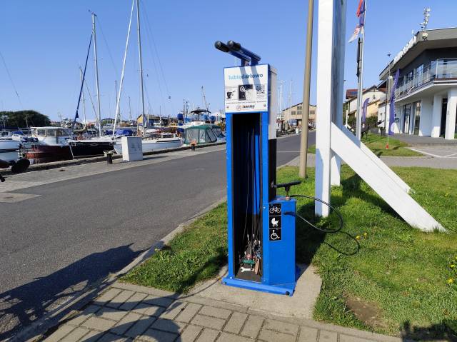 Samoobsługowa stacja naprawy rowerów