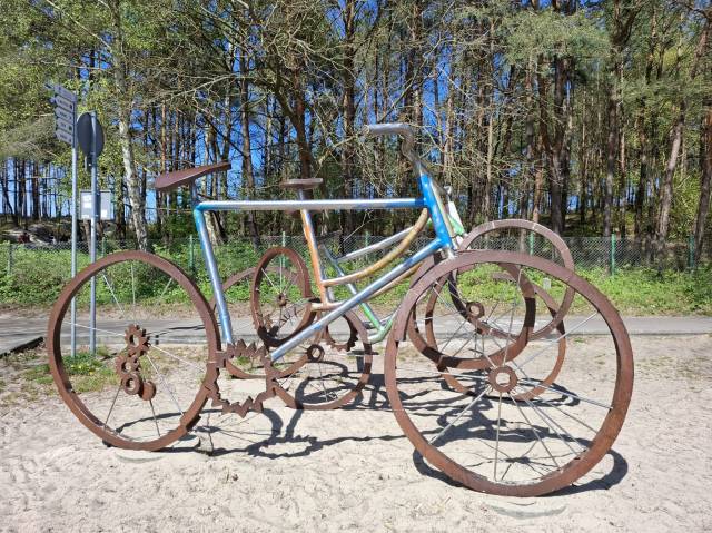 Rowery rzeźba Grzybowo