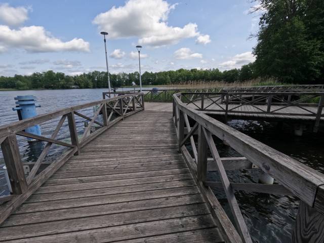 Pomost i miejsce odpoczynku w Szczecinku