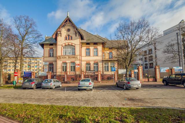 Willa przy ul. Jana z Kolna  38