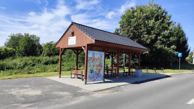 Przystanek rowerowy w Krzęcinie