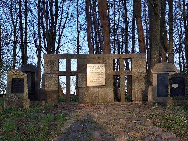 Lapidarium w Bardach