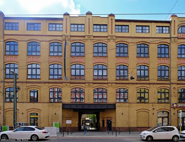 Frister Lamp Factory | 1897–1916