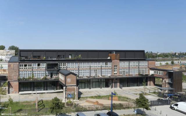 Stralau Bottle Factory Workshops (1921)