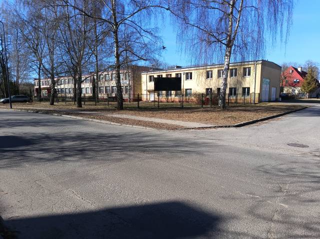 „Kluczewo Lotnisko - osiedle wojskowe, które przeszło do cywila”