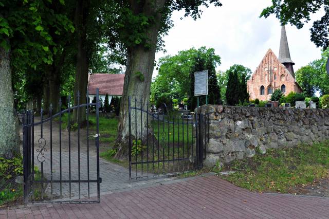 Cmentarz "Gaj Bohaterów"