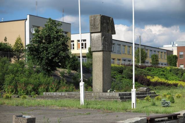 Pomnik "Tym, którzy przywracali polskość tej ziemi"