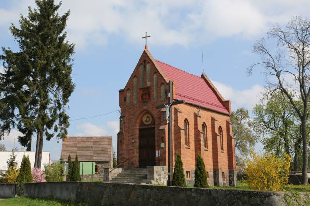 Kościół parafialny pw. św. Apostołów Piotra i Pawła