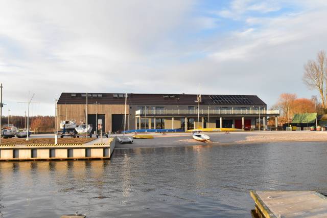 Centrum Turystyki i Rekreacji Wodnej w Dźwirzynie