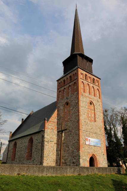 Kościół parafialny pw. MB Królowej Polski