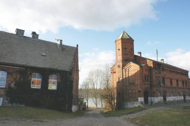 Zespół zabudowy folwarcznej