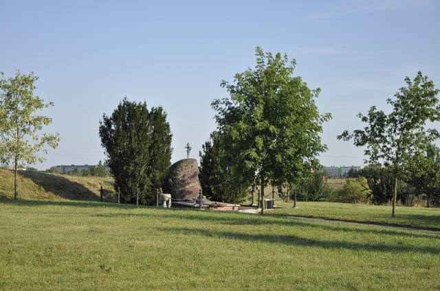 Obelisk "Dona nobis pacem"