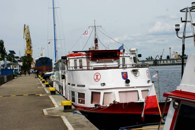 Rejsy statkiem m/s Dziewanna