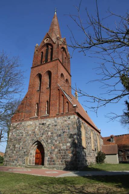 Kościół filialny pw. Najświętszej Maryi Panny Królowej Polski