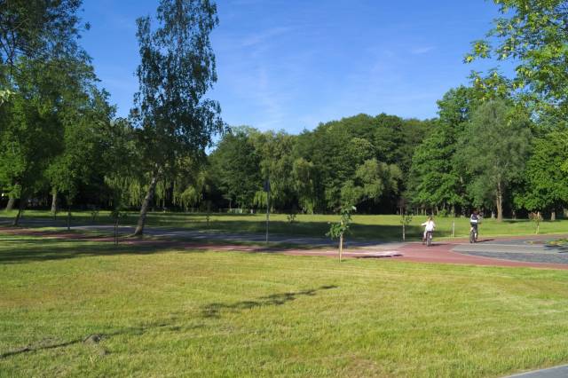 Park  przy Gimnazjum Miejskim