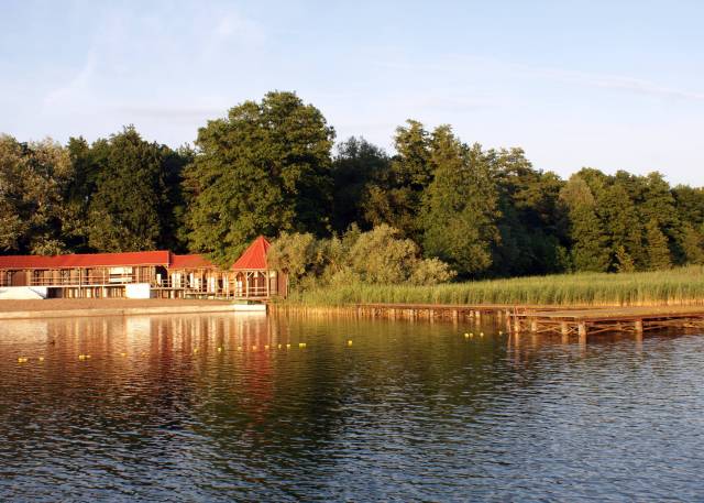 Zabytkowy budynek kąpieliska miejskiego