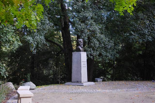 Pomnik Cypriana Kamila Norwida