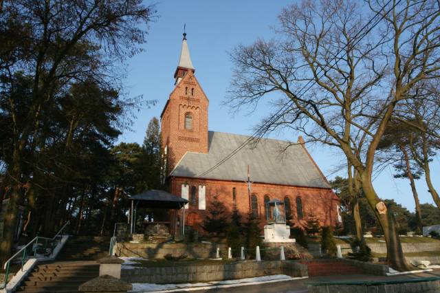 Kościół parafialny pw. św. Apostołów  Piotra i Pawła