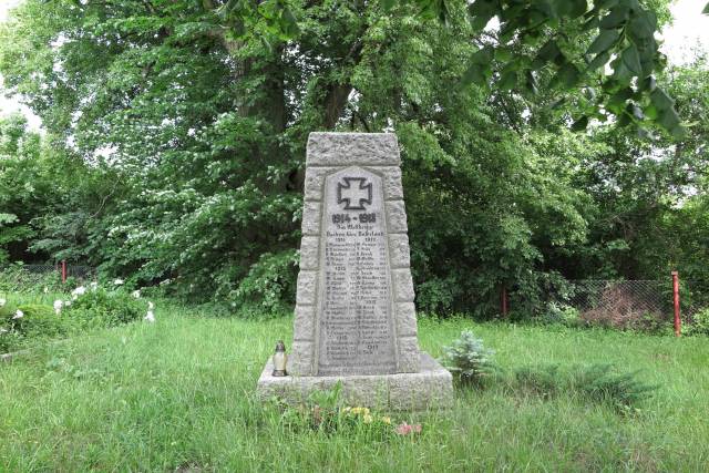 Obelisk poświęcony poległym w I wojnie światowej