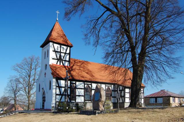 Kościół parafialny pw. św. Apostołów Piotra i Pawła