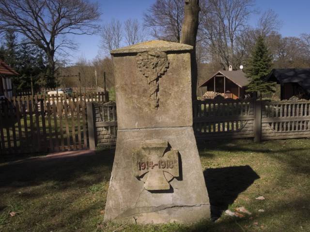 Pomnik poświęcony pamięci poległych w trakcie I wojny światowej