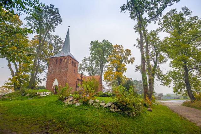 Kościół filialny pw. MB Królowej Korony Polskiej